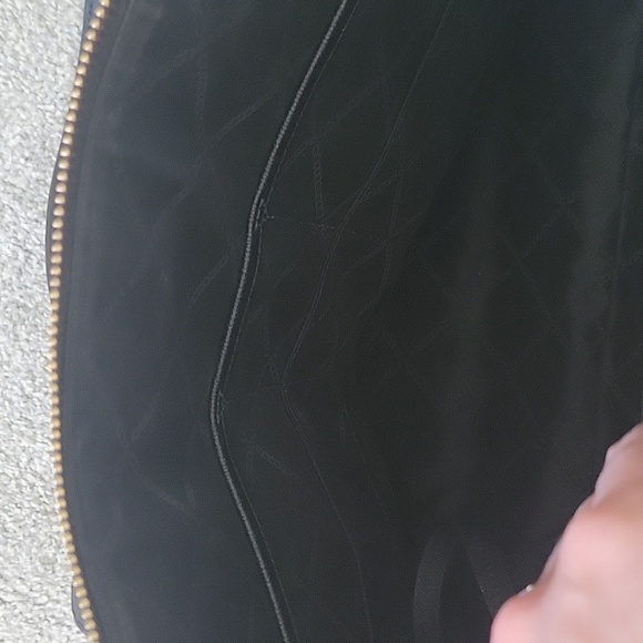 Michael Kors | KARLA Large Satchel - Picture 9 of 11